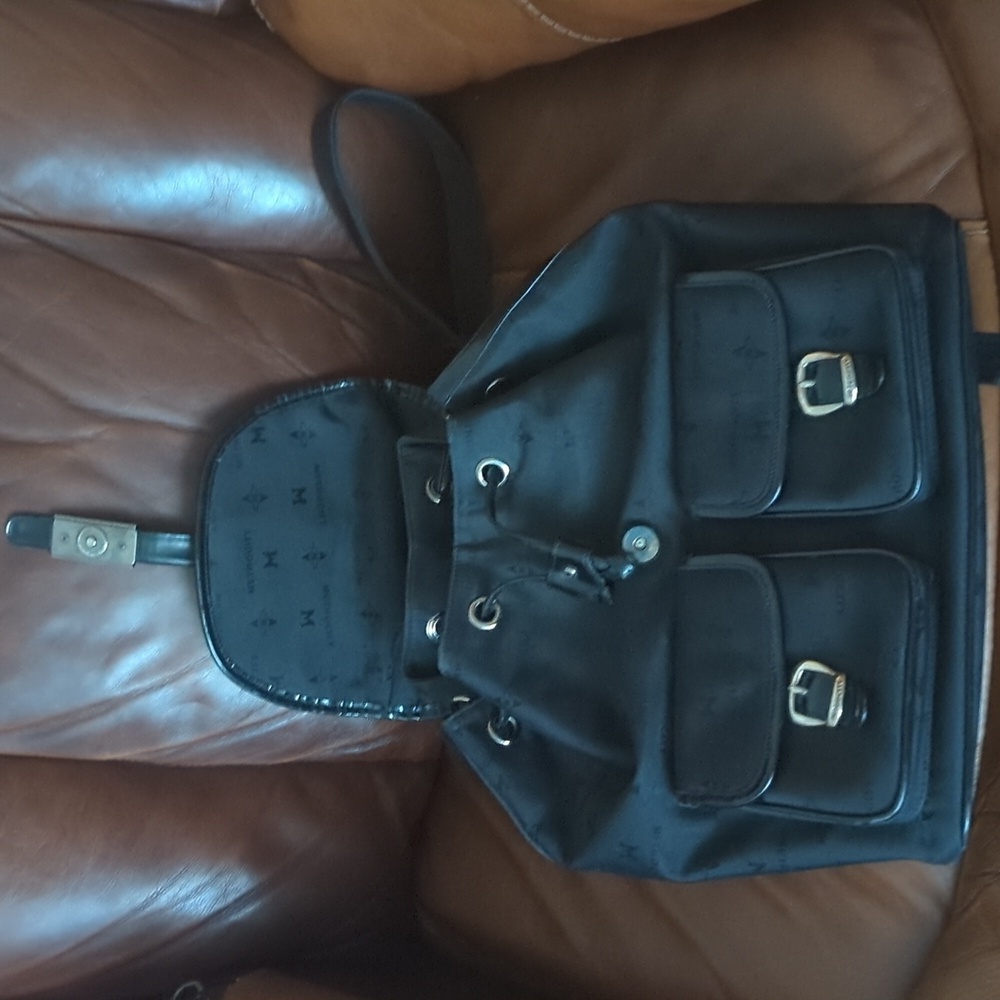 Metrocity Jacquard Backpack - Picture 9 of 15